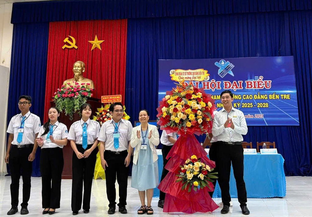 dai-hoi-dai-bieu-hoi-sinh-vien-viet-nam-truong-cdbt-lan-thu-13-2025-2028-8